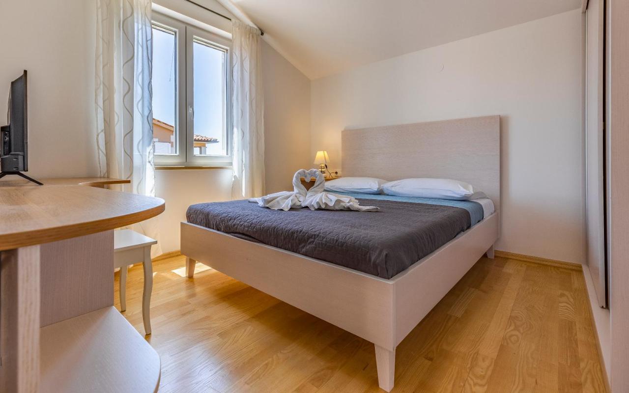 Lotus Villas Resort Πούλα Εξωτερικό φωτογραφία