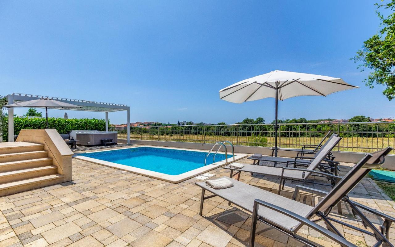 Lotus Villas Resort Πούλα Εξωτερικό φωτογραφία