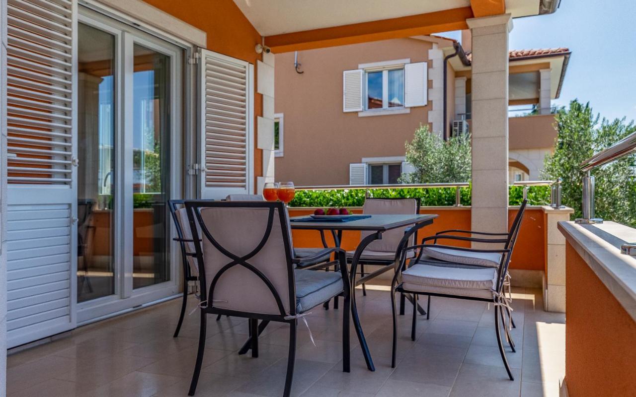 Lotus Villas Resort Πούλα Εξωτερικό φωτογραφία