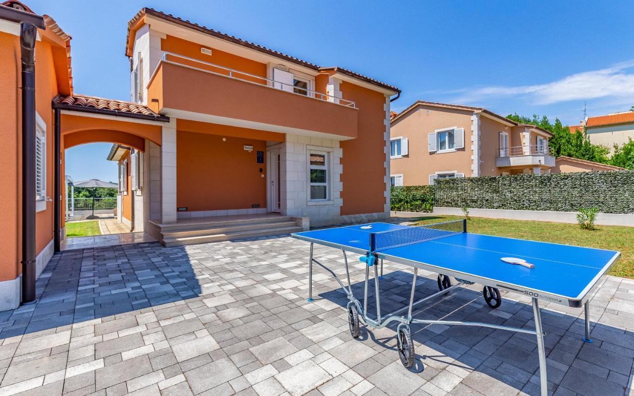 Lotus Villas Resort Πούλα Εξωτερικό φωτογραφία