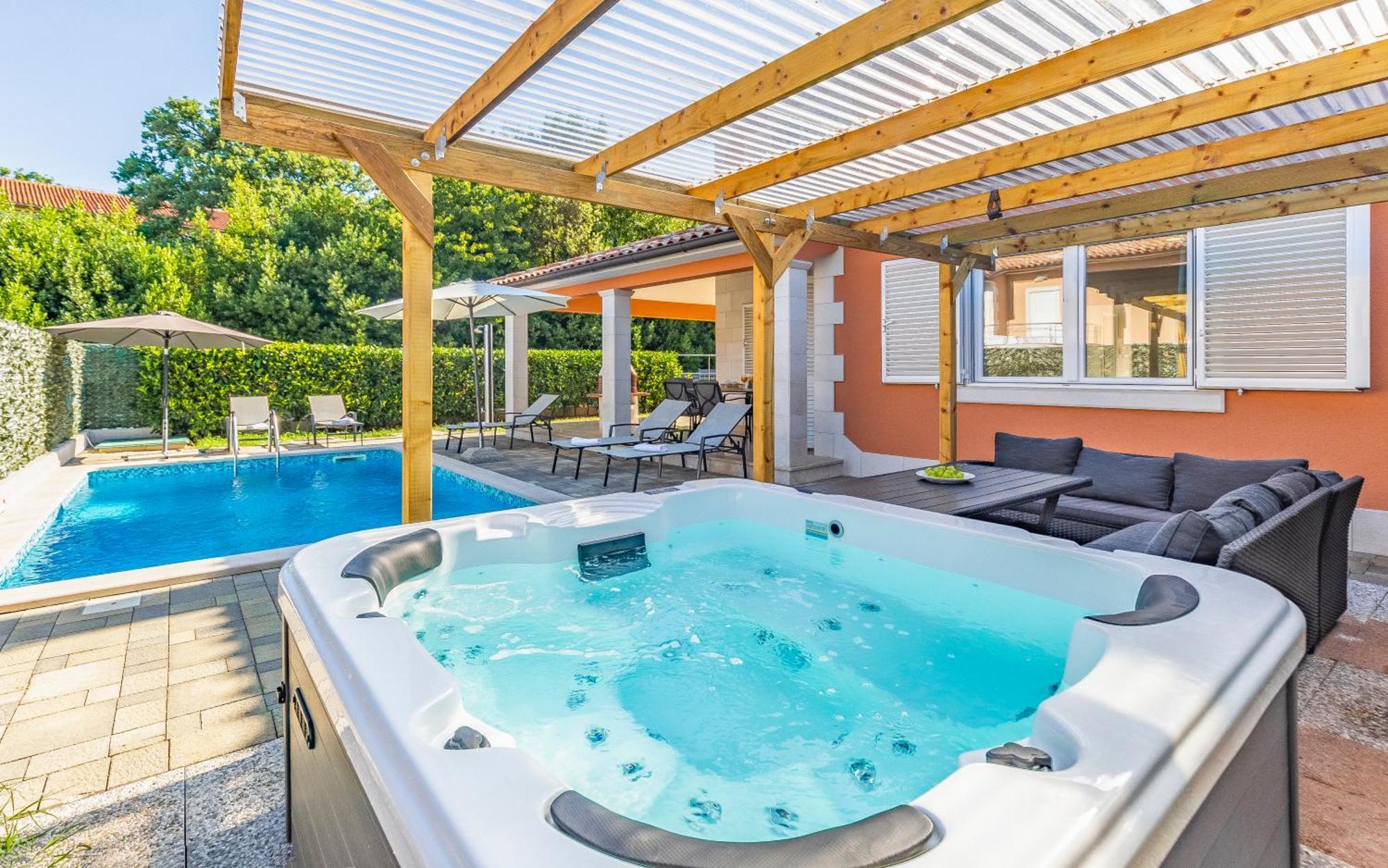 Lotus Villas Resort Πούλα Εξωτερικό φωτογραφία